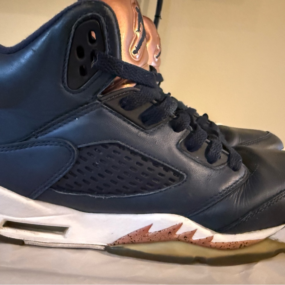 Jordan 5 Bronze size 6.5Y - Picture 11 of 16